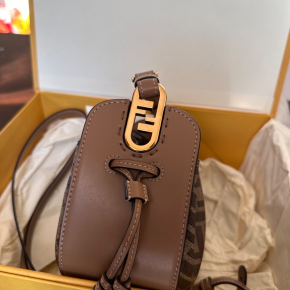 FENDI Pomodorino - Picture 3 of 6